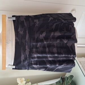 NWOT ATHLETA Womens Match Point 15.5" Athletic/Tennis Skort Camo Print SM‎